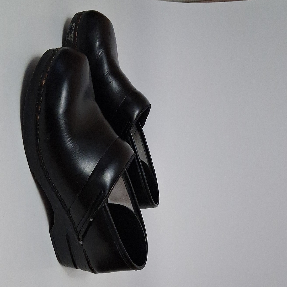Dansko Black Leather Women's Clogs